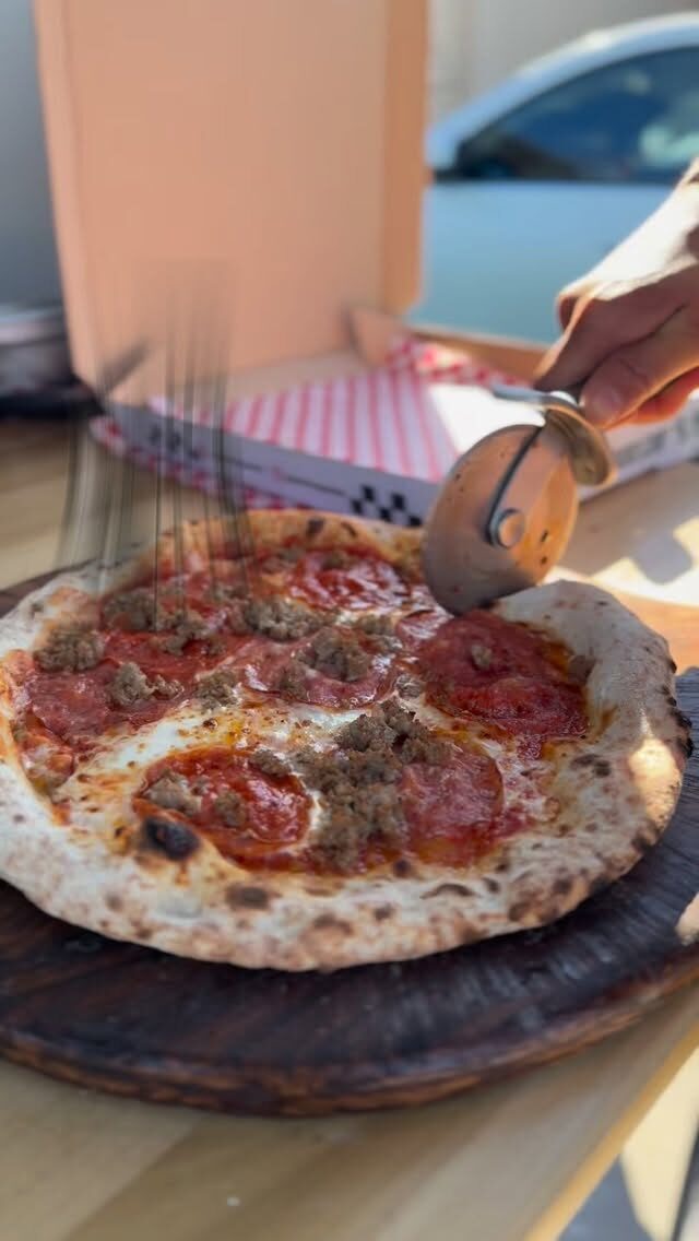 Instagram post from pizzaguido. This post is in position 3.