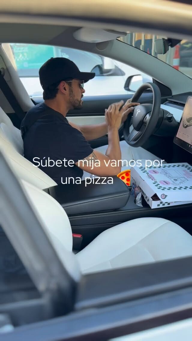 Instagram post from pizzaguido. This post is in position 2.