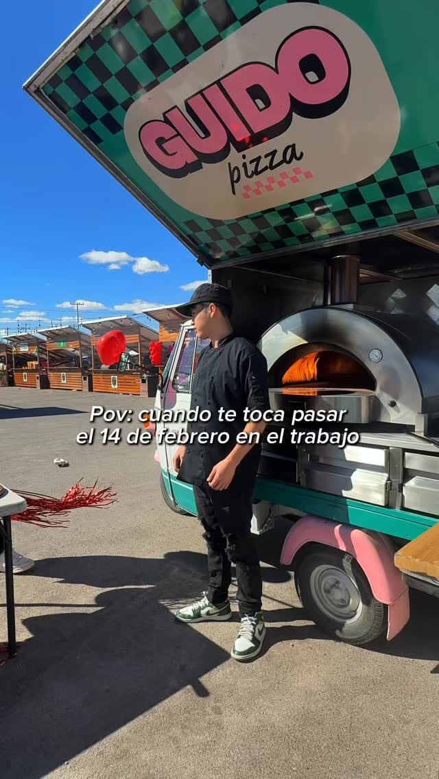 Instagram post from pizzaguido. This post is in position 9.